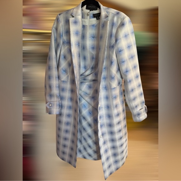 Carlisle Collection NWT Designer Long Jacket,
$559 $700
Size: 10 - Picture 4 of 16